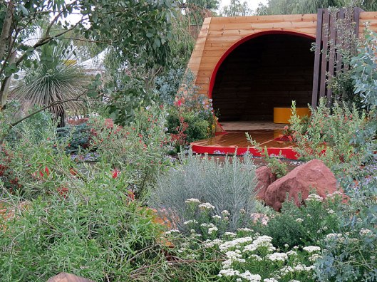 Essence of Australia for the Royal Botanic Gardens, Melbourne, designed by Chelsea veteran Jim Fogarty to capture the sparse plantlife and harsh beauty of the landscape down under 