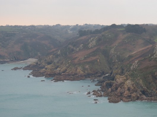 guernsey_coastline